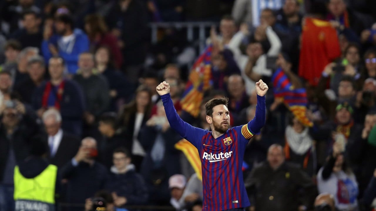 Lionel Messi feiert seinen ersten Treffer für den FC Barcelona im Spiel gegen Manchester United.