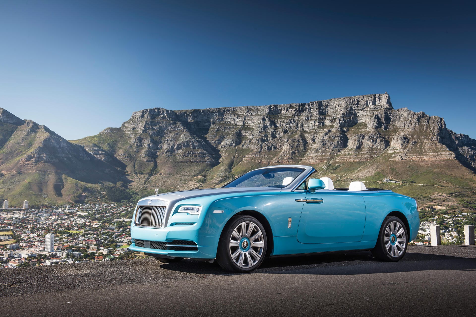 Platz 1: Rolls-Royce Dawn – eine Neuzulassung.