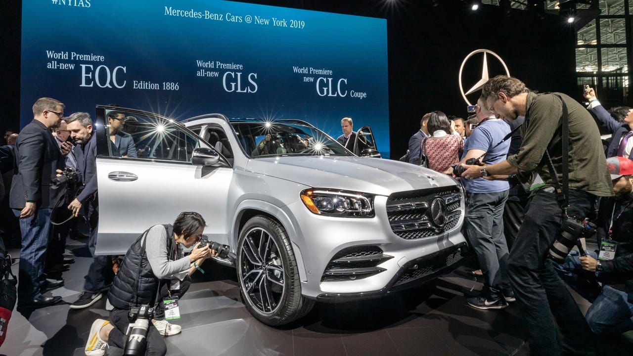 Gilt als S-Klasser der SUVs mit Stern: Der neue GLS ist nochmal eine Nummer größer und dicker geworden.
