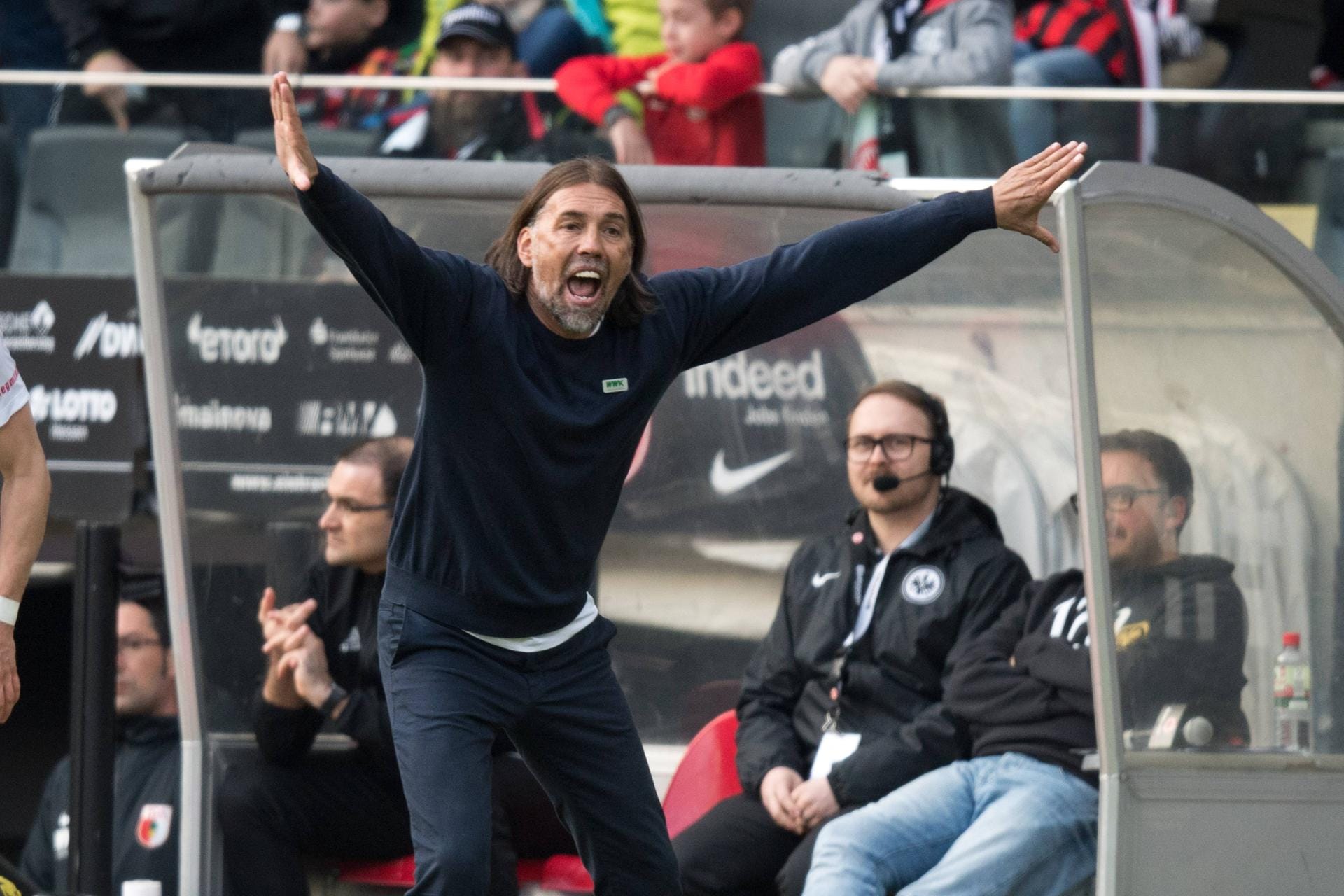 FC Augsburg: Martin Schmidt hat den FCA vor dem Abstieg gerettet, nun wartet nur noch Ex-Klub VfL Wolfsburg (34. Spieltag, Auswärts).