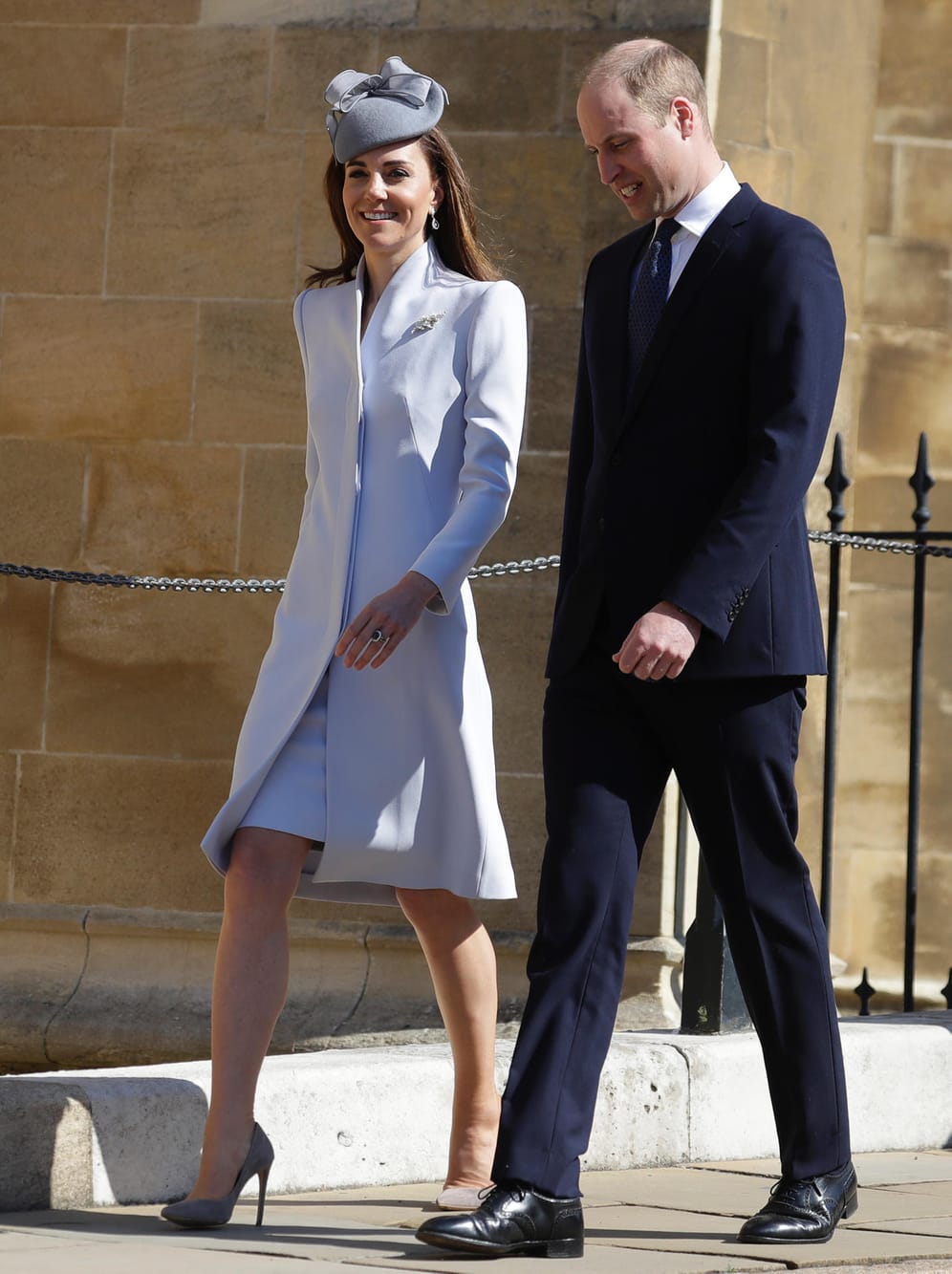 Prinz William und Herzogin Kate entschieden sich bei ihrer Kleiderwahl für dezentere Farben.