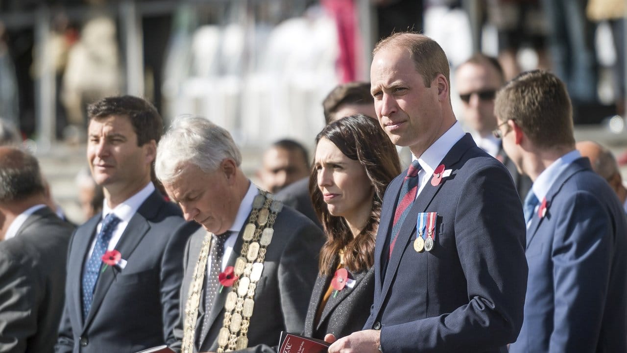 Erinnerung an die Schlacht von Gallipoli während des Ersten Weltkriegs: Prinz William und Jacinda Ardern nehmen an einer Gedenkstunde anlässlich des "Anzac Days" teil.