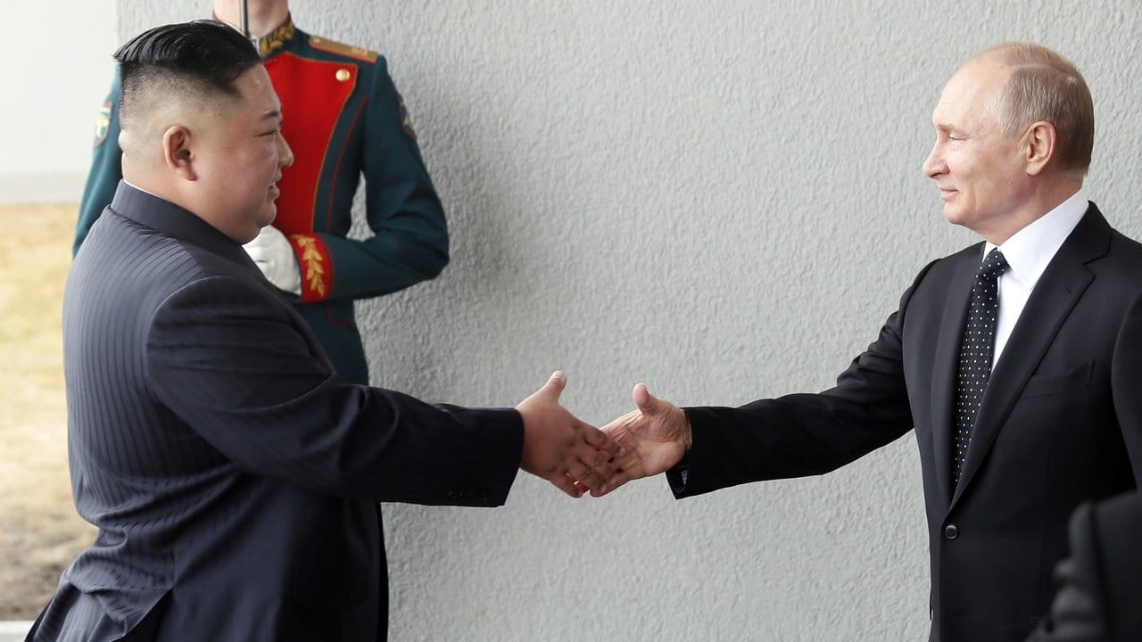 Putin empfängt Kim in Wladiwostock.