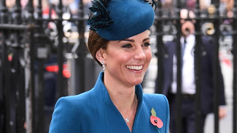 Herzogin Kate kam ohne ihren Ehemann Prinz William.