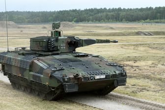 Panzer "Puma": Mehrere weitere Soldaten sollen verletzt worden sein.