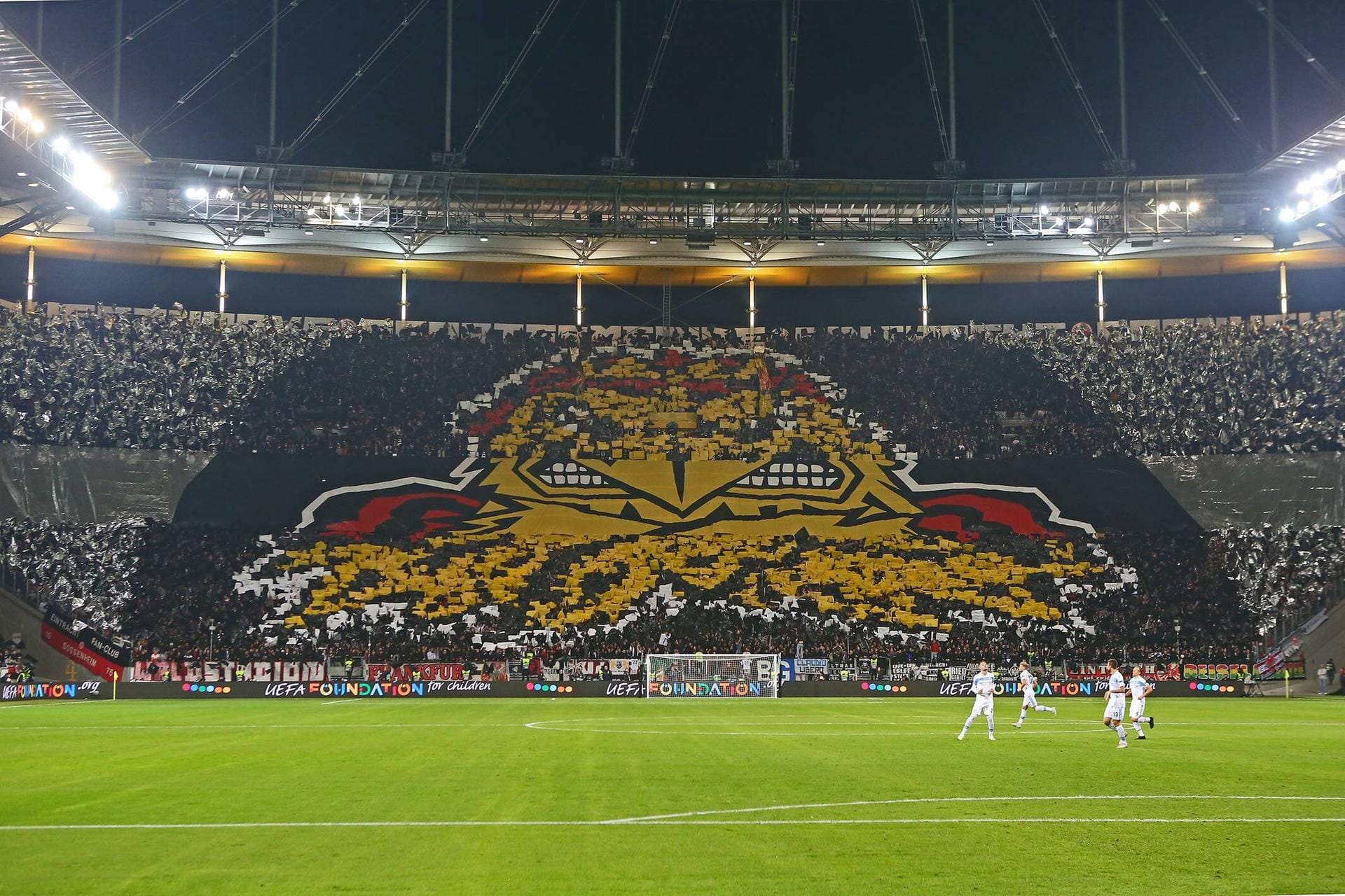 Der Adler zerlegte Lazio Rom schon im Heimspiel: 4:1 gewannen die Frankfurter im Oktober.