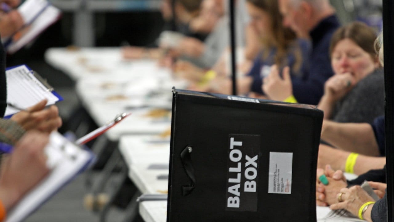 Die Auszählung der Stimmen für Bath und North East Somerset Council findet an der Universität von Bath statt.