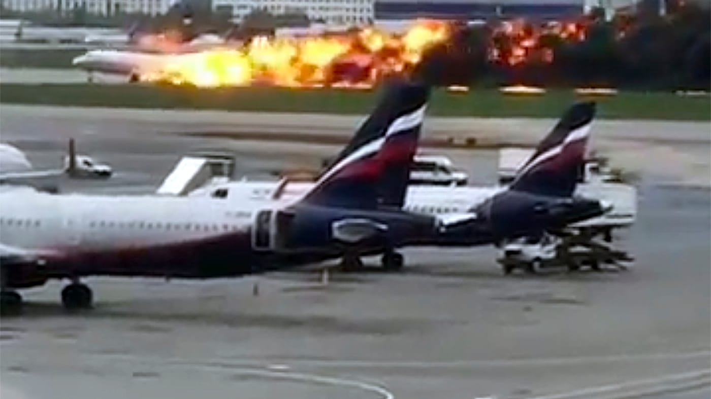 Dort hatte das Passagierflugzeug nach einem Zwischenfall kurz nach dem Start notlanden müssen.