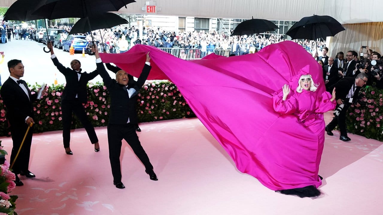 US-Sängerin Lady Gaga brachte ein Zelt mit.