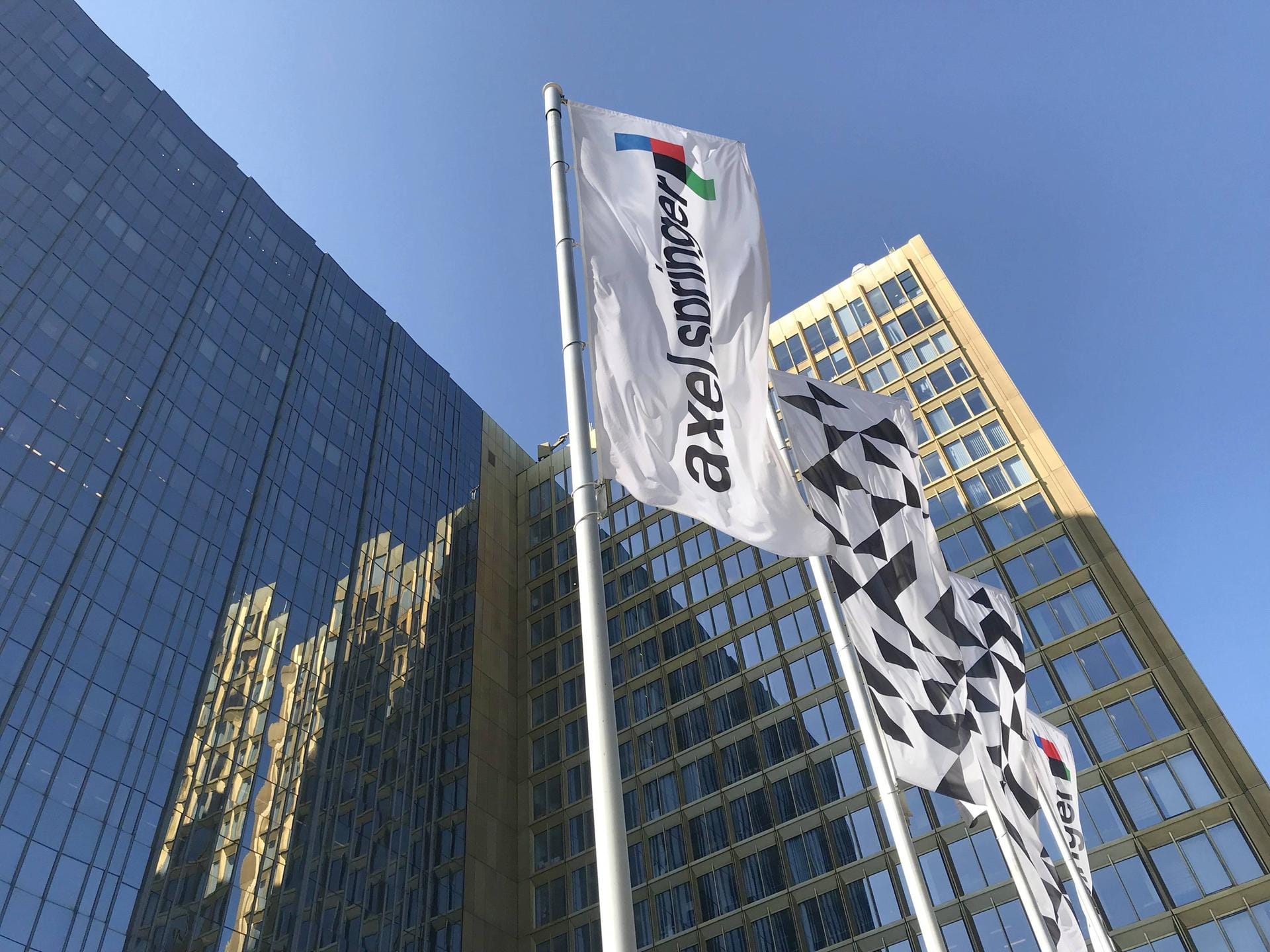 Bürogebäude der Axel Springer SE in Berlin 12 04 2019 *** Axel Springer SE office building in Berlin Bürogebäude der Axel Springer SE in Berlin 12 04 2019 *** Axel Springer SE office building in Berlin