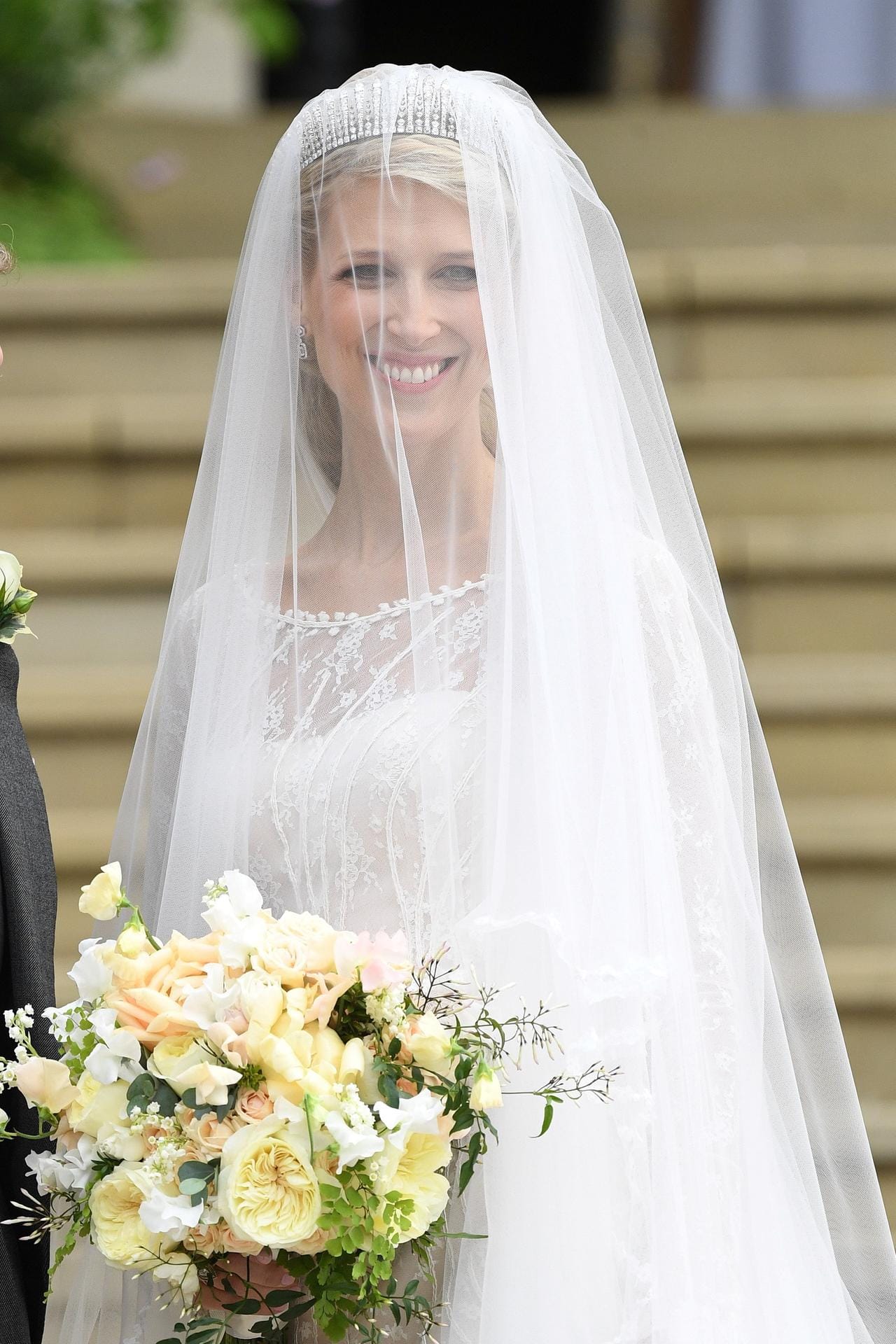Die 38-Jährige ist bereits die dritte Royal, die innerhalb eines Jahres auf Schloss Windsor geheiratet hat.