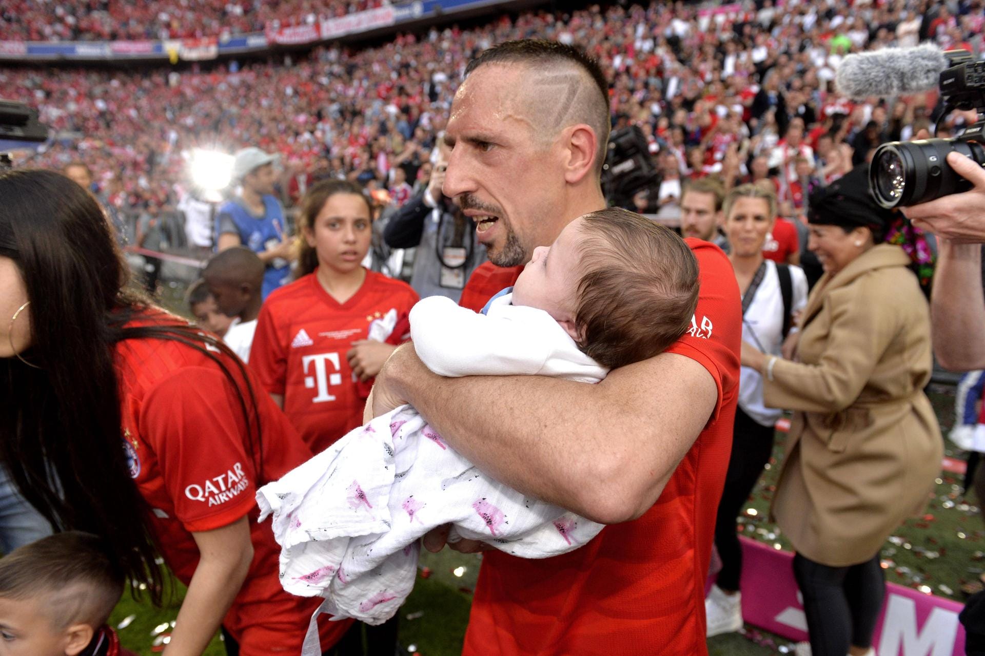 Franck Ribéry feierte mit dem Nachwuchs im Innenraum der Allianz Arena.