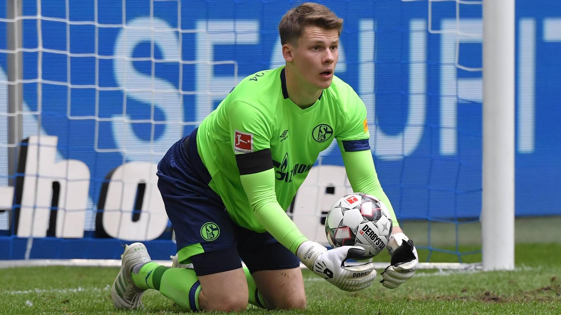 Alexander Nübel: Mit sieben Paraden rettete er Schalke einen Punkt gegen den VfB Stuttgart. Der 22-Jährige unterstrich am letzten Spieltag nochmals, warum ihm eine grandiose Zukunft vorausgesagt wird.