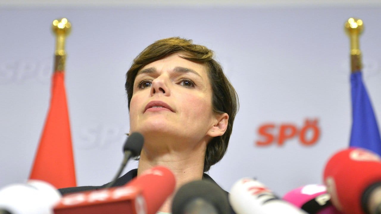 SPÖ-Chefin Pamela Rendi-Wagner appelliert an die Parteien, die eigenen Interessen hinten anzustellen.