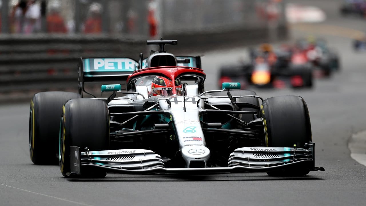 Der Brite Lewis Hamilton vom Team Mercedes gewinnt auch in Monaco.