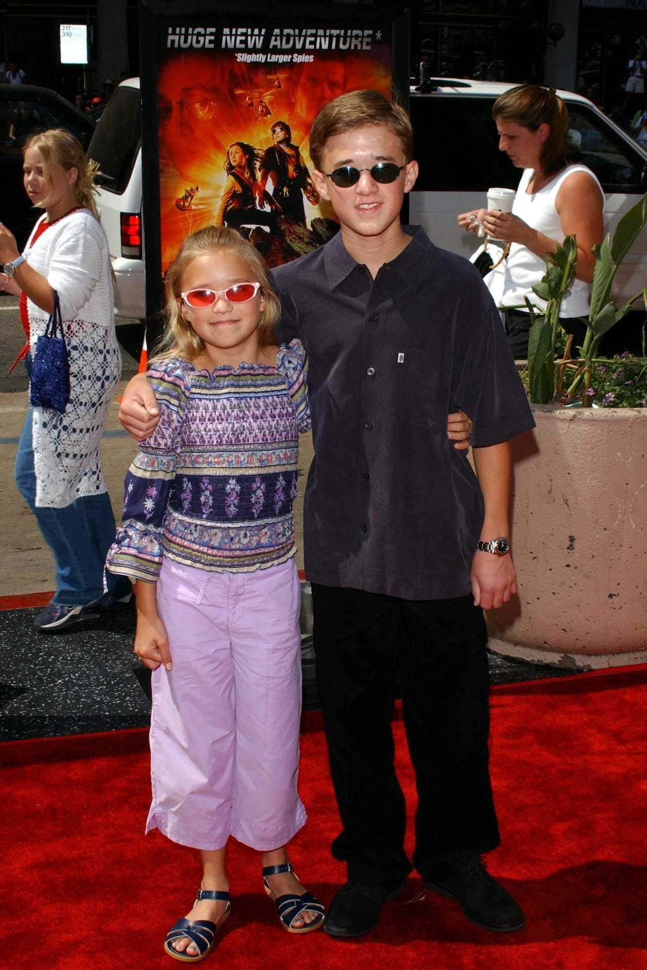 2002 mit seiner Schwester Emily
