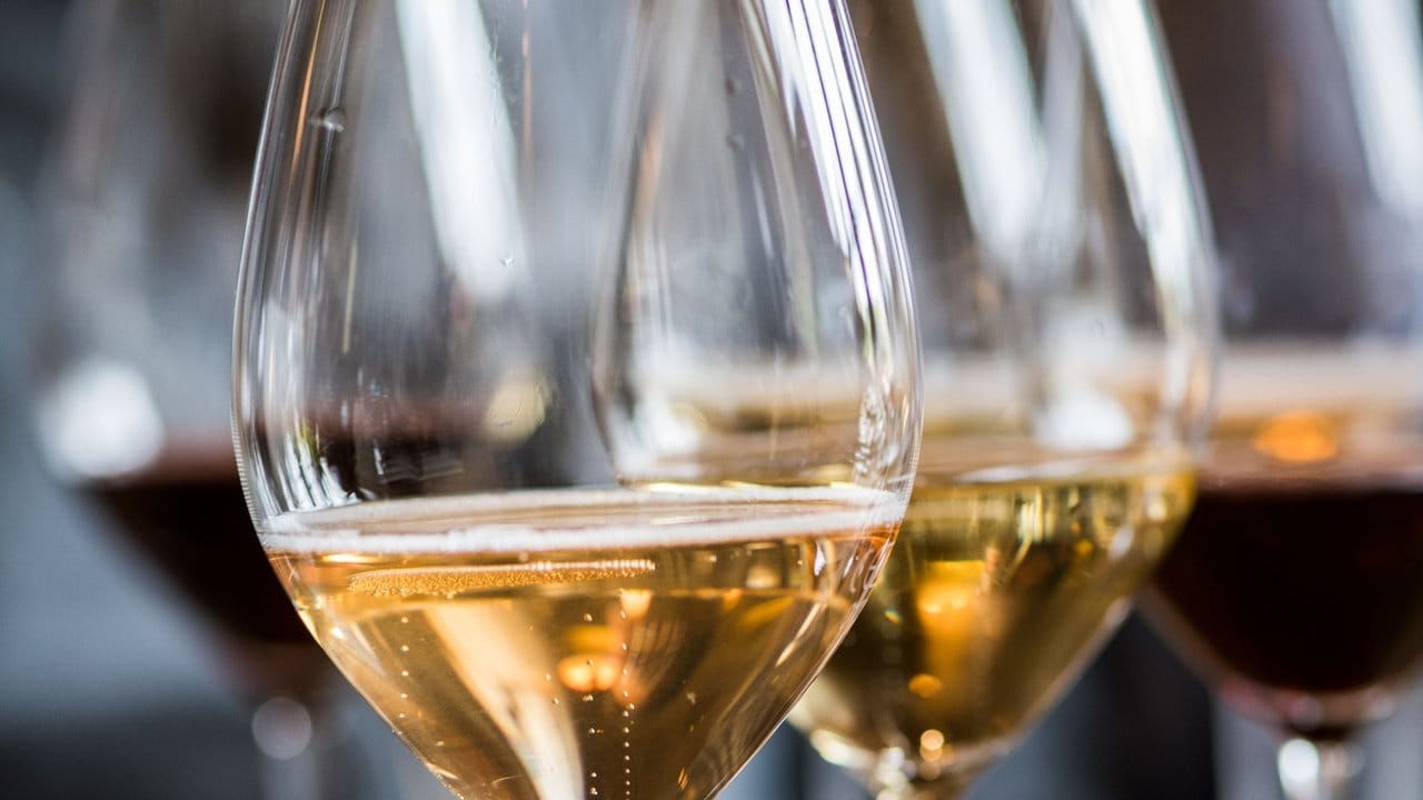 Als Essensbegleiter bringt Sekt Frische ins Spiel. Als Essensbegleiter bringt Sekt Frische ins Spiel.