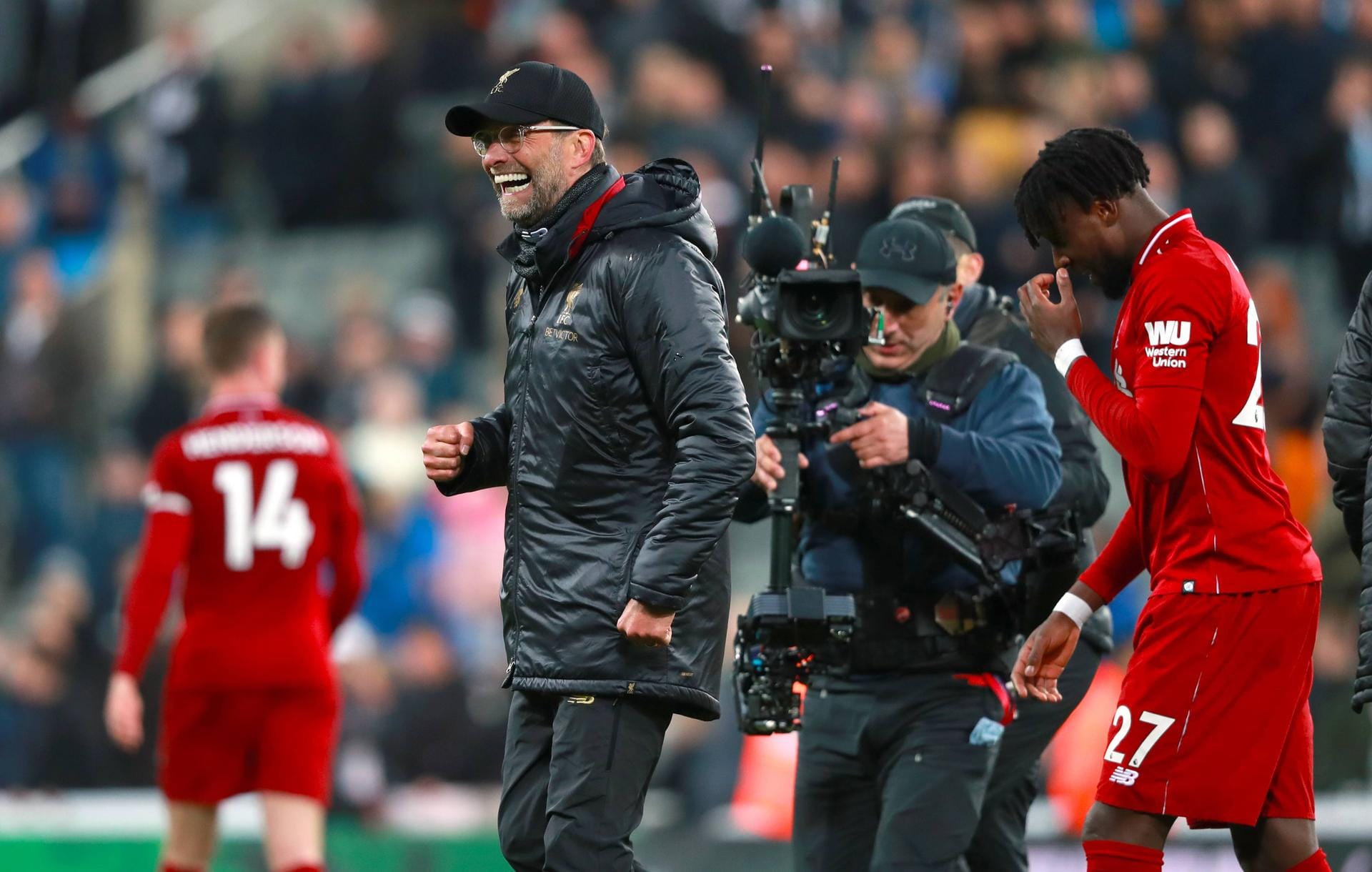 Die Saison 2018/19 ist die erfolgreichste in Klopps Ära als Liverpool-Coach. Mit 97 Punkten aus 39 Spielen verpasst Liverpool die Meisterschaft um einen Punkt, zudem ziehen die Reds ins Champions-League-Finale ein.