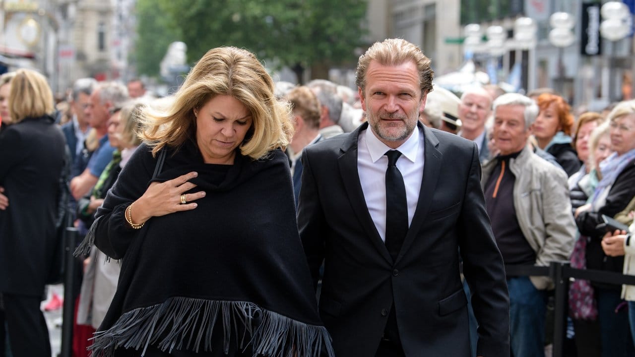 Götz Otto und Frau Sabine. Götz Otto und Frau Sabine.