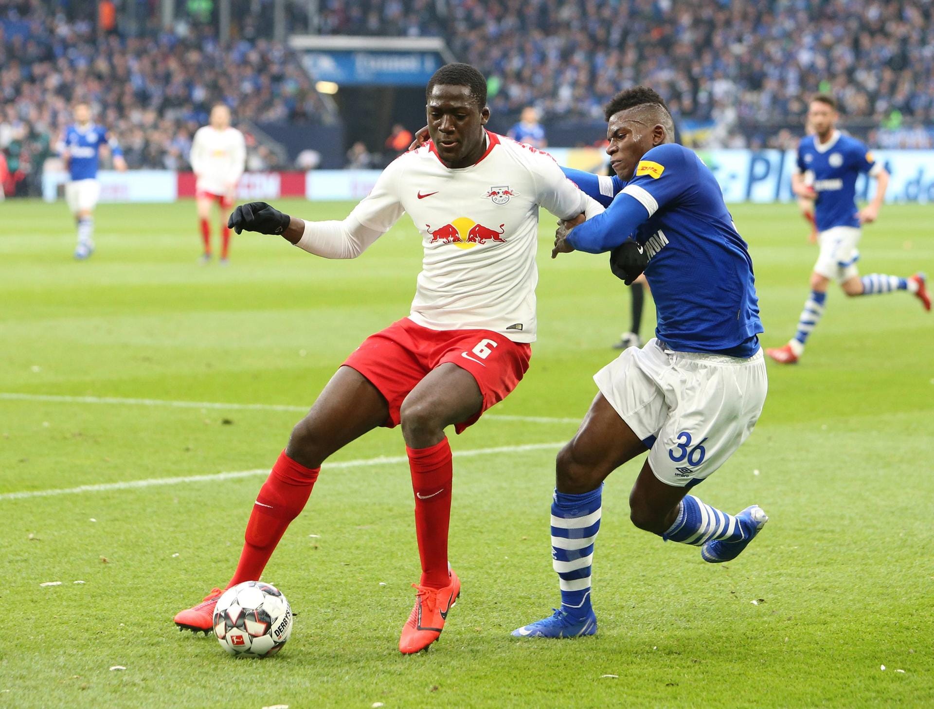 Ibrahima Konaté: Die Abwehr war zuweilen die Achillesferse von RB Leipzig. Aber das lag in den seltensten Fällen an Konaté. Für einen 19-Jährigen zeigte er eine ungemeine Konstanz in seinen Verteidigungsaktionen und auch im Spielaufbau.