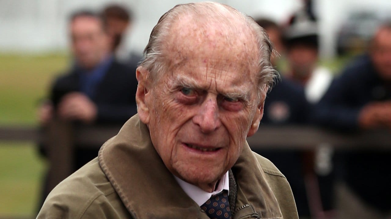 Der britische Prinz Philip wird 98 Jahre alt. Der britische Prinz Philip wird 98 Jahre alt.
