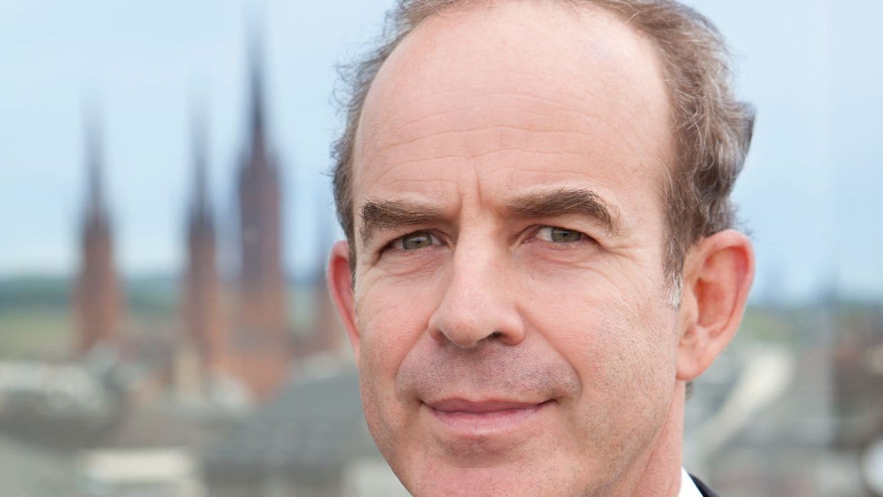 Rechtsanwalt Philip Pürthner ist Mitglied der Arbeitsgemeinschaft für Bau- und Immobilienrecht. Rechtsanwalt Philip Pürthner ist Mitglied der Arbeitsgemeinschaft für Bau- und Immobilienrecht.