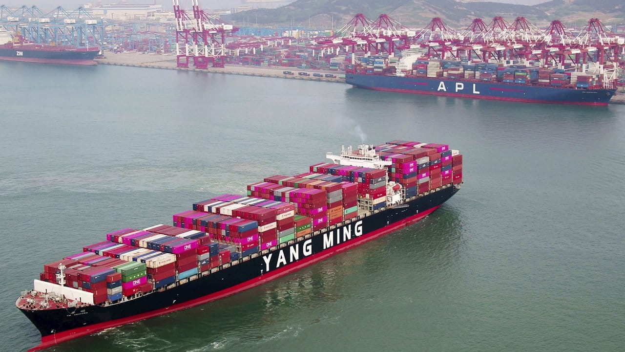 Mehr als jedes dritte EU-Unternehmen, das in China tätig ist, wird durch den Handelsstreit negativ beeinflusst.