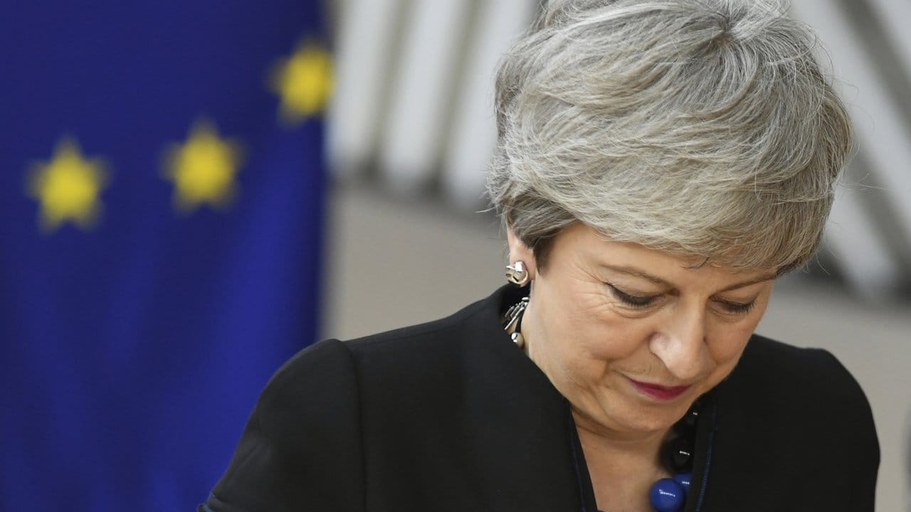 Noch vertritt Premierministerin Theresa May Großbritannien beim EU-Gipfel.
