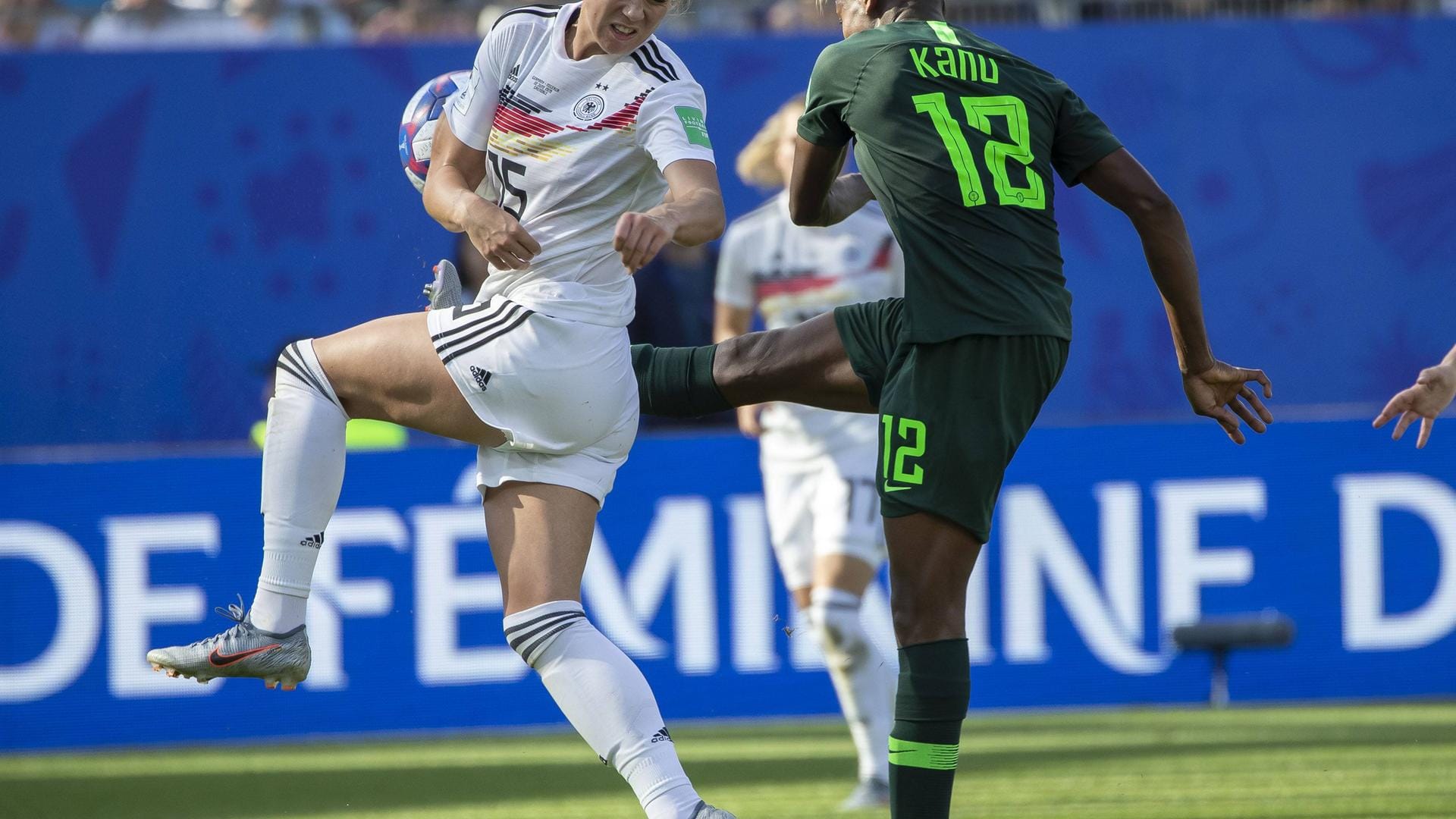 Giulia Gwinn: Auch in ihrem vierten Startelfeinsatz mit einer ordentlichen Leistung. Die Freiburgerin gab dem Team auf der rechten Seite Sicherheit und schaltete sich gelegentlich auch mit vorne ein. In der zweiten Halbzeit deutlich offensiver. Note 3