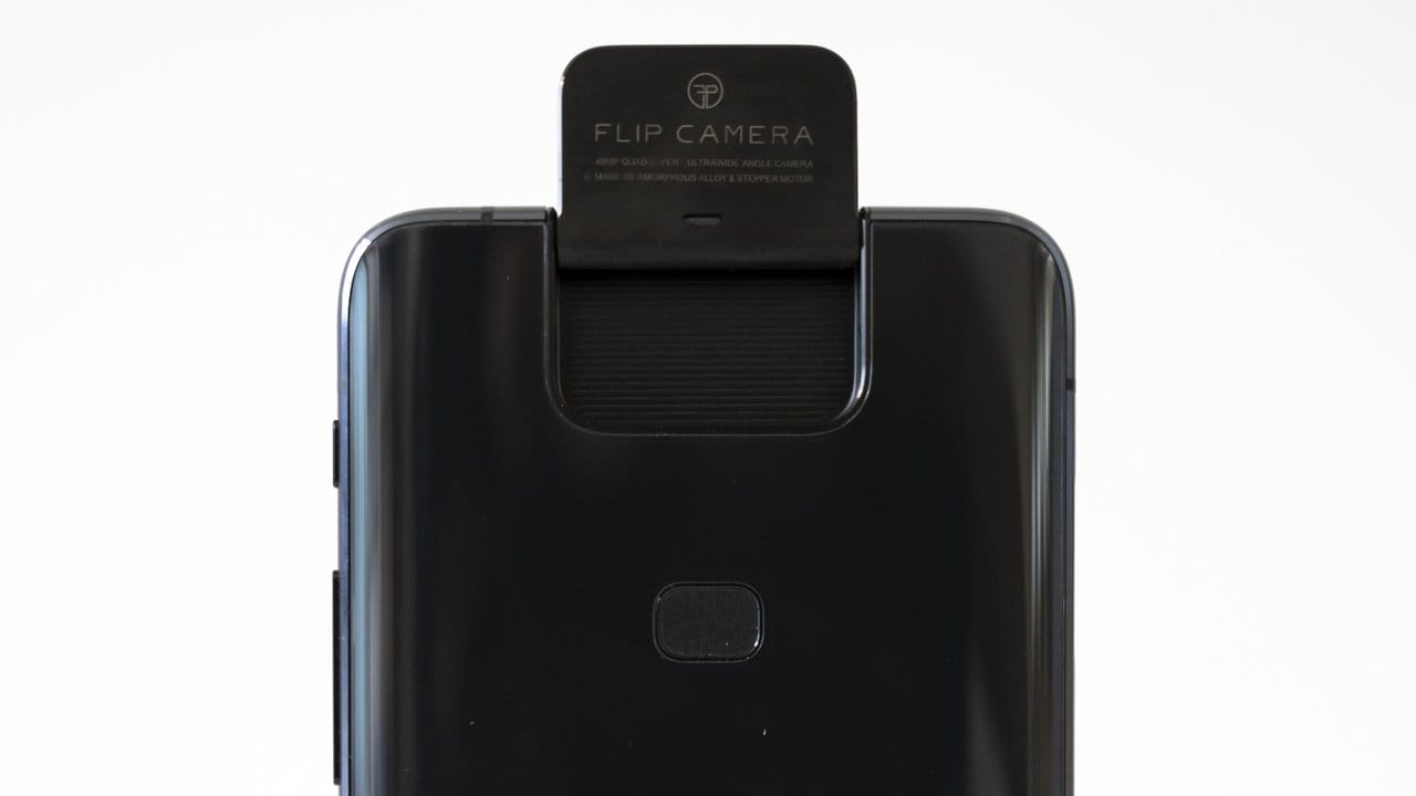 Die Kamera des Asus Zenfone 6 wird auf Knopfdruck zur Frontkamera.