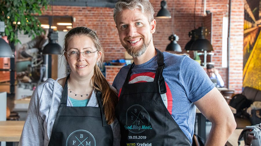 Ann-Kathrin und Christian lieben saftige Steaks und schnelle Rezepte. Die Köche vom Foodblog "Die Küche brennt" haben auch immer ein paar Küchentricks parat.