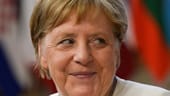 Bundeskanzlerin Angela Merkel auf ein freundliches "auf Wiedersehen" von Journalisten auf einer Pressekonferenz: "Hoffentlich nicht so bald wieder."