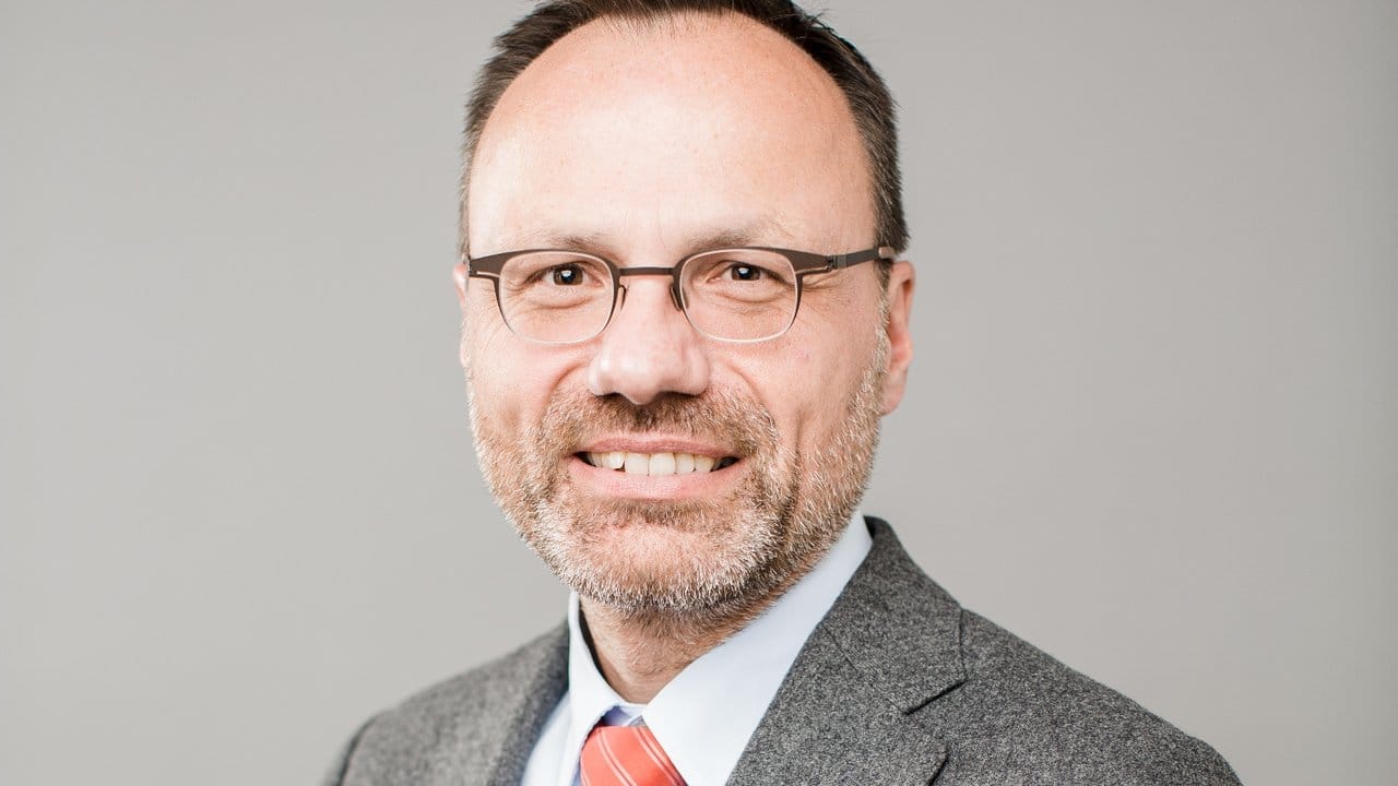 Jürgen Kurz ist Sprecher der Schutzvereinigung für Wertpapierbesitz (DSW) in Düsseldorf.