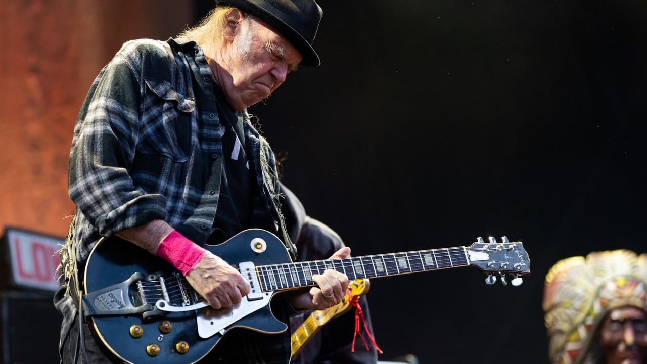Neil Young beim Tourauftakt in Dresden.