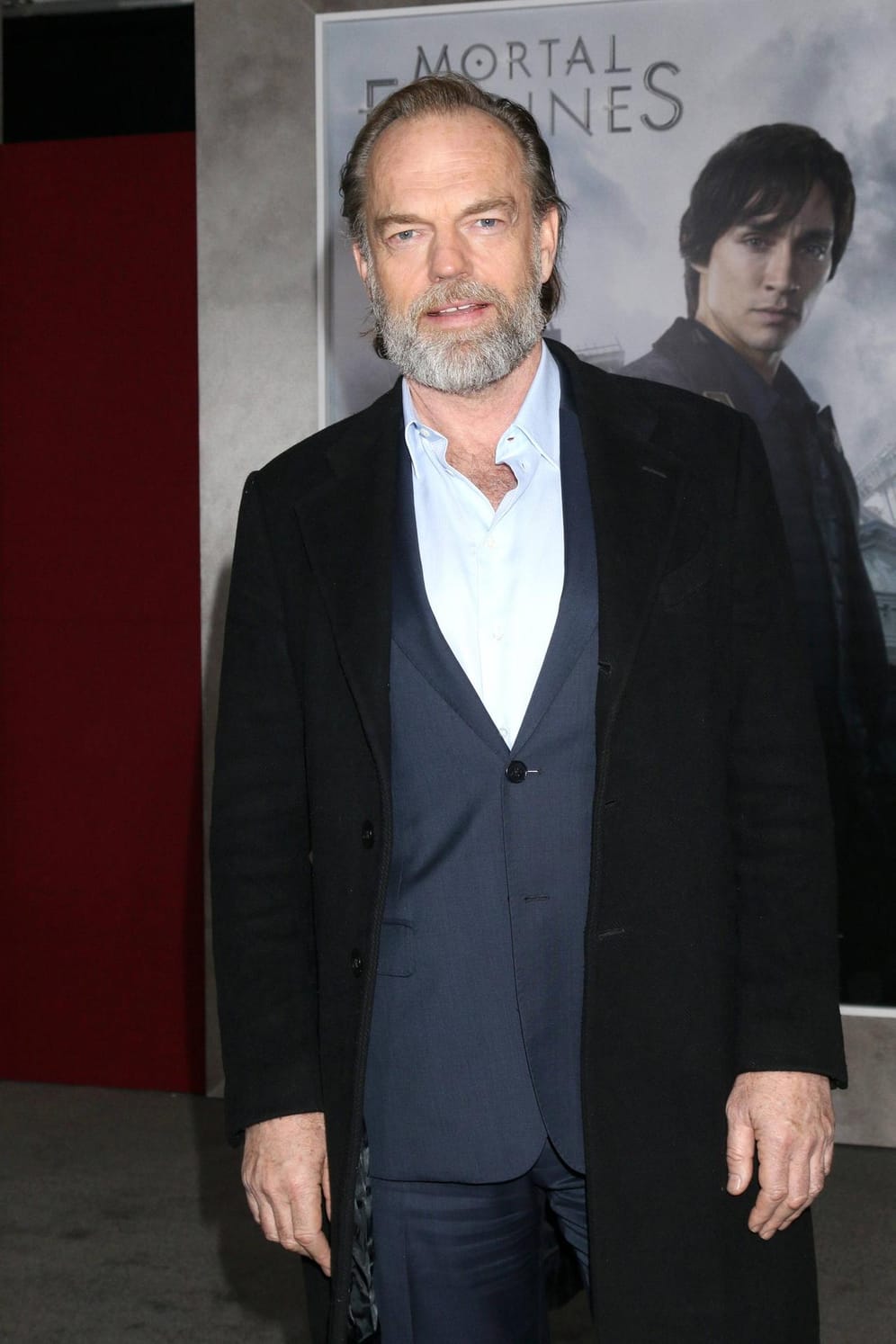 Heute sieht Hugo Weaving so aus.