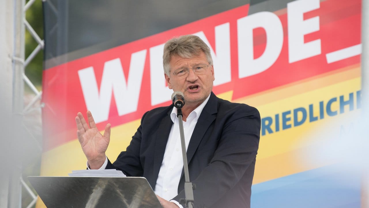 Der AfD Bundesvorsitzender Jörg Meuthen spricht zum Auftakt des Brandenburger Landtagswahlkampfs in Cottbus.