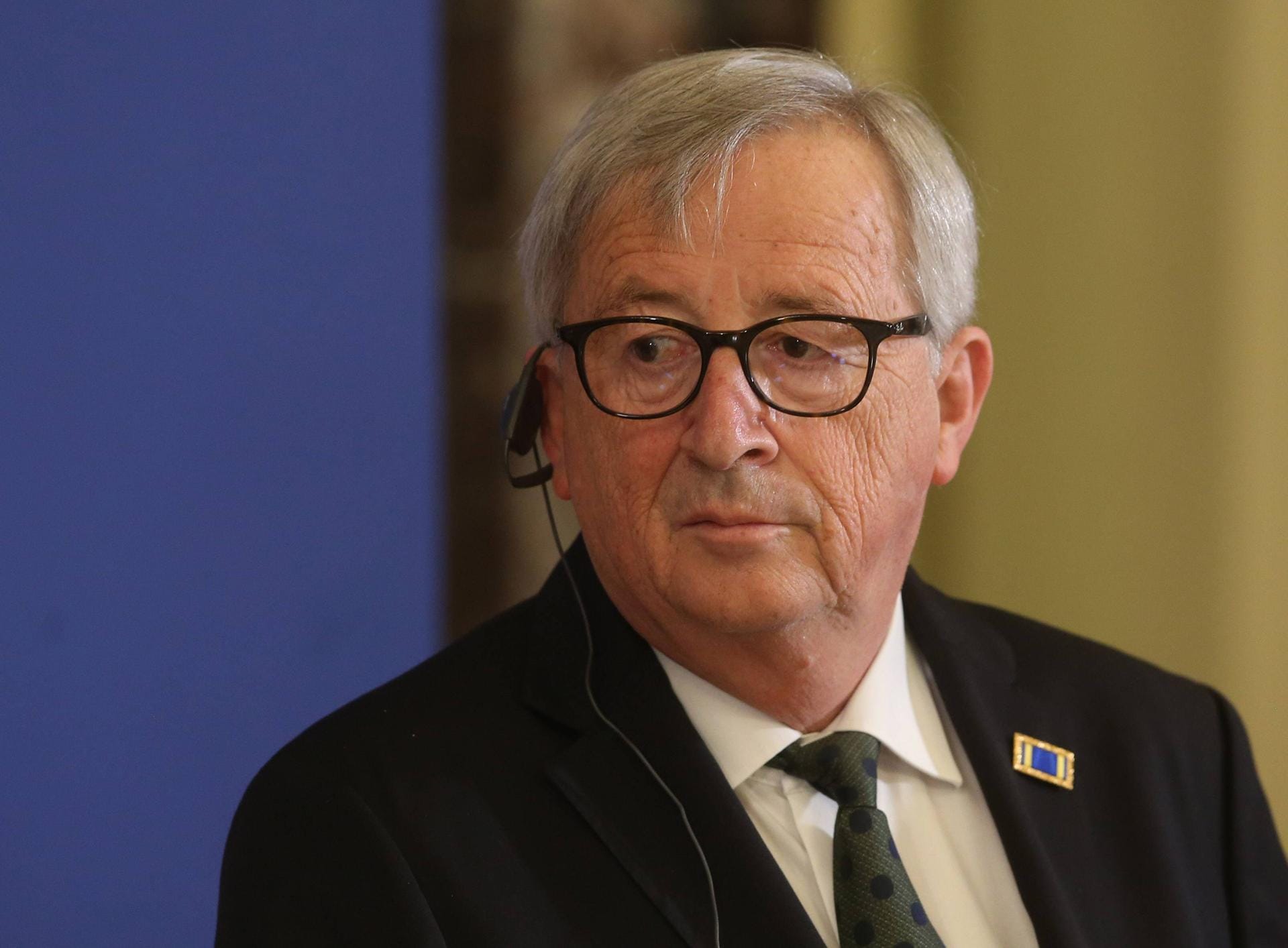Jean-Claude Juncker gratulierte von der Leyen: "Dieser Job ist eine riesige Aufgabe und eine Herausforderung. Ich bin sicher, dass Sie eine großartige Präsidentin werden. Willkommen zu Hause!"