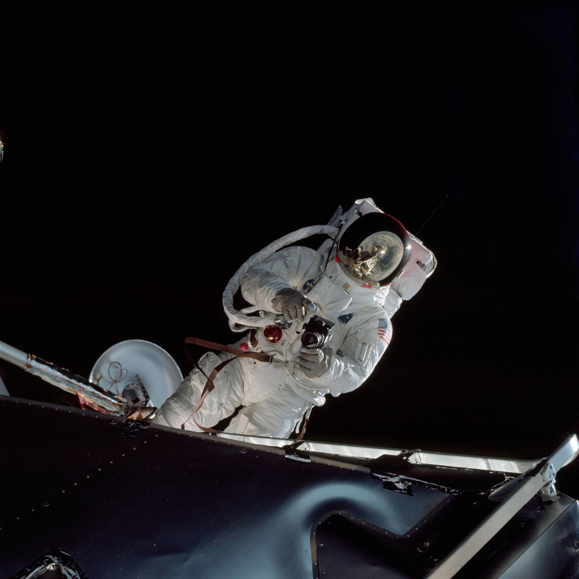 6. März 1969: Im Zuge der bemannten Mission Apollo 9 wird das Mondlandemodul im Erdorbit getestet.