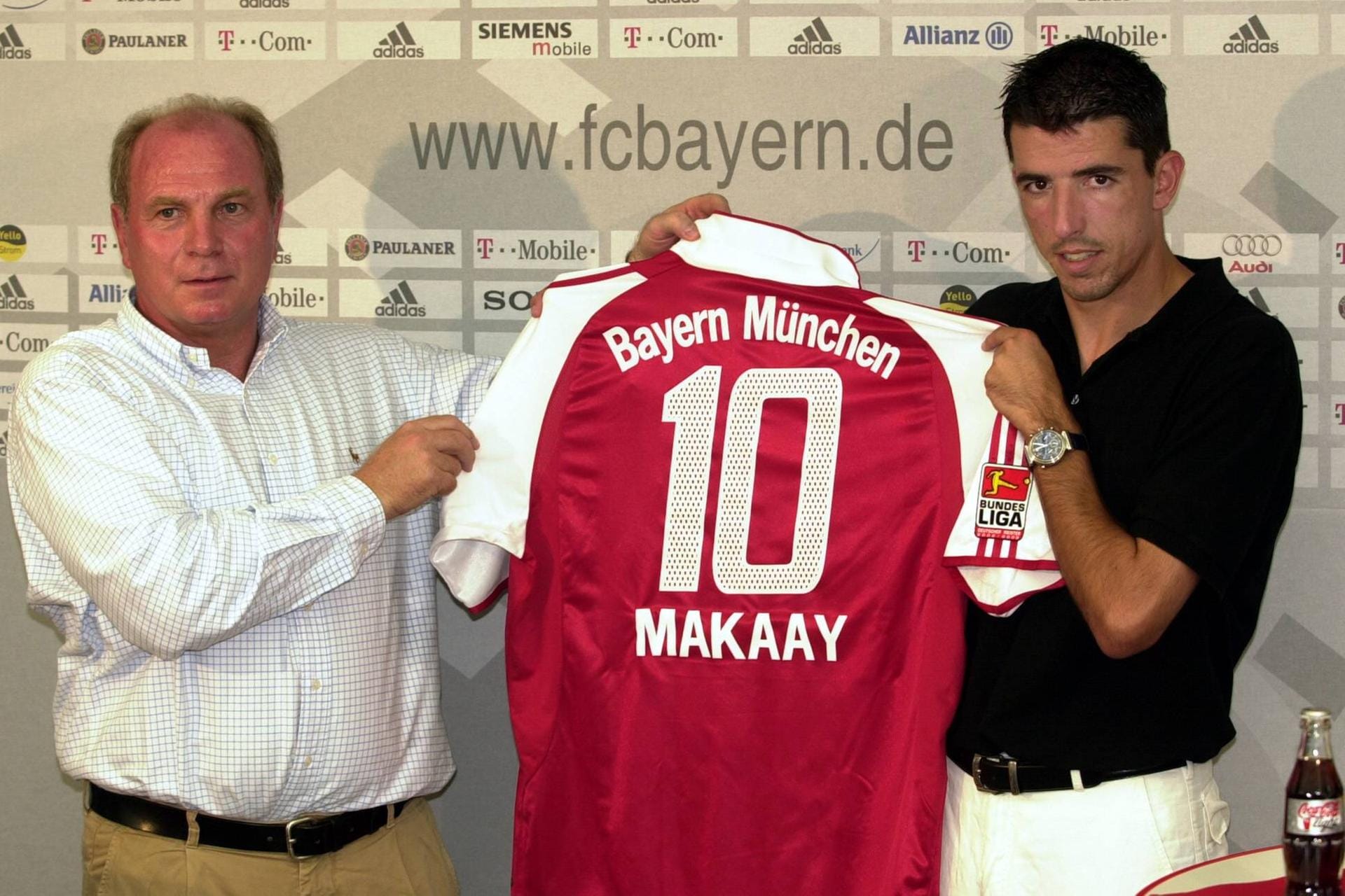 Roy Makaay (rechts): Transferdatum: 27. August 2003. Ablöse: 19,75 Millionen Euro. Abgebender Verein: Deportivo La Coruna.