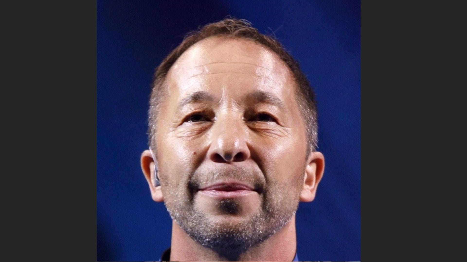 Das Gesicht gehört eigentlich DJ Bobo.