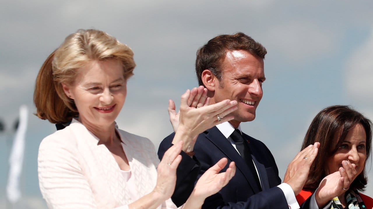 Ursula von der Leyen und Emmanuel Macron sehen sich heute beim Antrittsbesuch der neuen EU-Kommisssionschefin in Paris wieder.