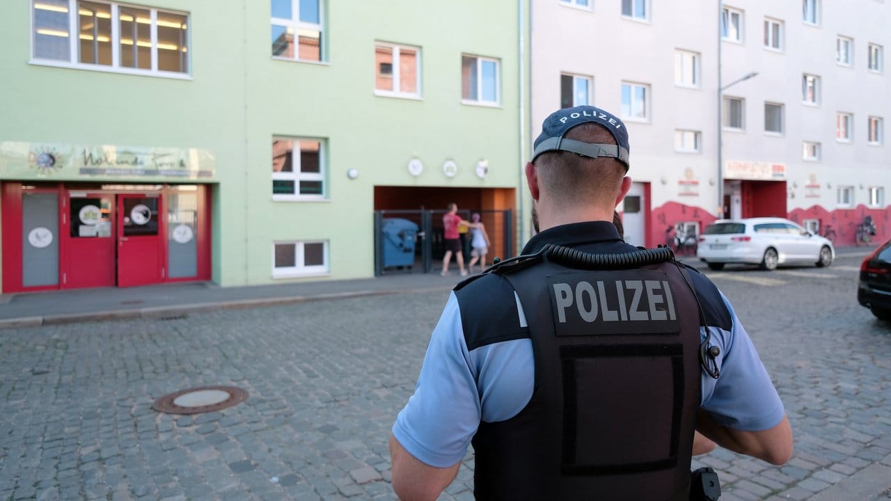 Nach Diskussionen um die Änderung des Speiseplans hat sich sogar die Polizei eingeschaltet. Nach Diskussionen um die Änderung des Speiseplans hat sich sogar die Polizei eingeschaltet.