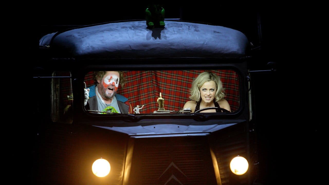 Stephen Gould (Tannhäuser) und Elena Zhidkova (Venus) bei der Probe zur Oper "Tannhäuser und der Sängerkrieg auf Wartburg". Stephen Gould (Tannhäuser) und Elena Zhidkova (Venus) bei der Probe zur Oper "Tannhäuser und der Sängerkrieg auf Wartburg".