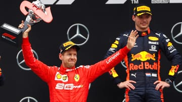Sebastian Vettel startete auf dem letzten Platz und wurde beim Rennen in Hockenheim am Ende starker Zweiter. Der deutsche Ferrari-Pilot musste sich bei der Regen-Schlacht am Hockenheimring lediglich dem Niederländer Max Verstappen (r.) geschlagen geben. Die internationalen Pressestimmen zum Großen Preis von Deutschland.