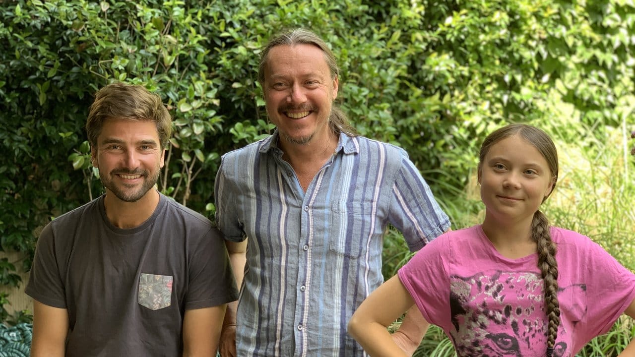 Umweltaktivistin Greta Thunberg (r-l) mit ihrem Vater Svante Thunberg und dem Segelsportler Boris Herrmann. Umweltaktivistin Greta Thunberg (r-l) mit ihrem Vater Svante Thunberg und dem Segelsportler Boris Herrmann.