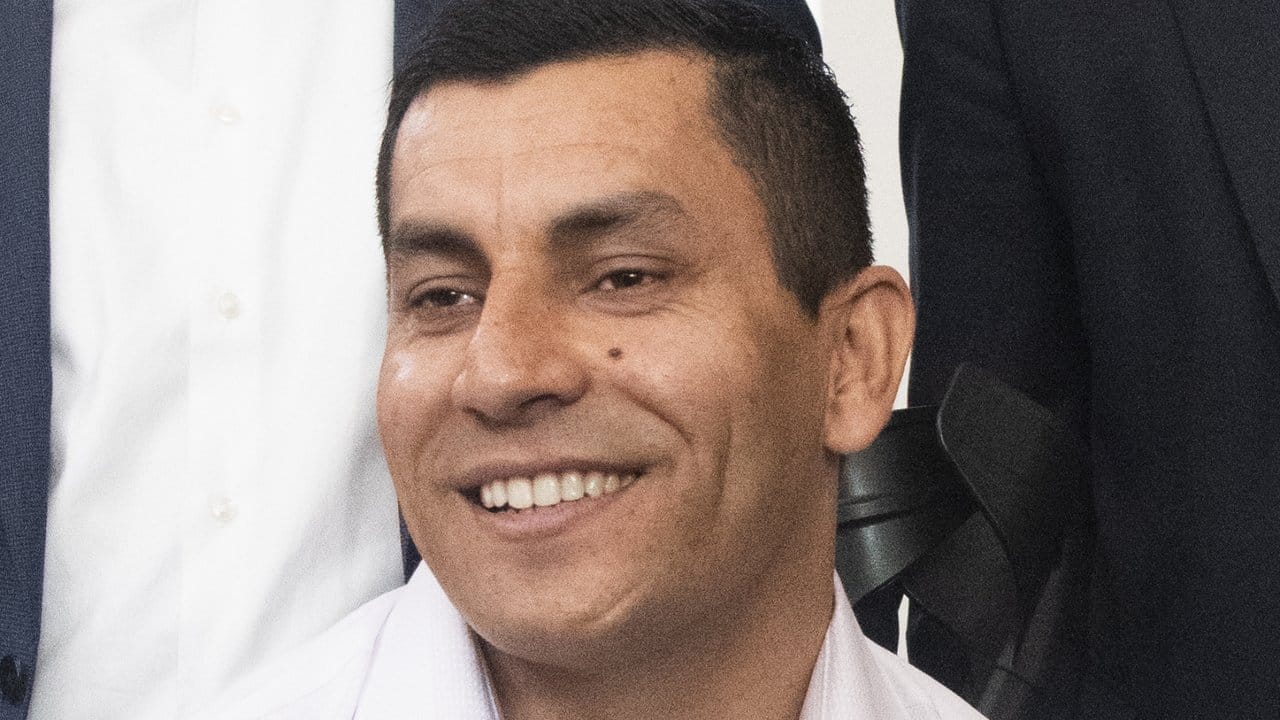 Rahim Nagibulla wird für die Wohnungsgesellschaft WBM als Quartiersmanager arbeiten. Rahim Nagibulla wird für die Wohnungsgesellschaft WBM als Quartiersmanager arbeiten.