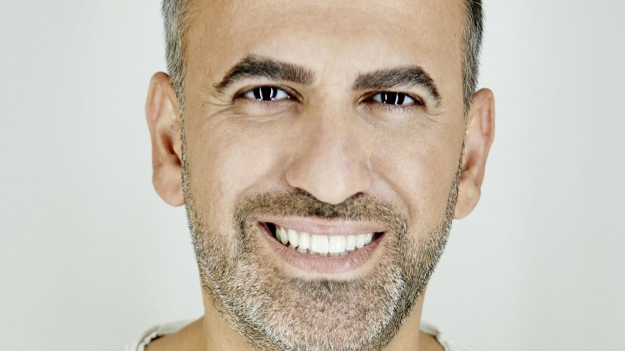 Ibrahim Evsan berät als Digitalisierungsexperte Unternehmer und Freischaffende dabei, wie sie sich selbst zur Marke machen.