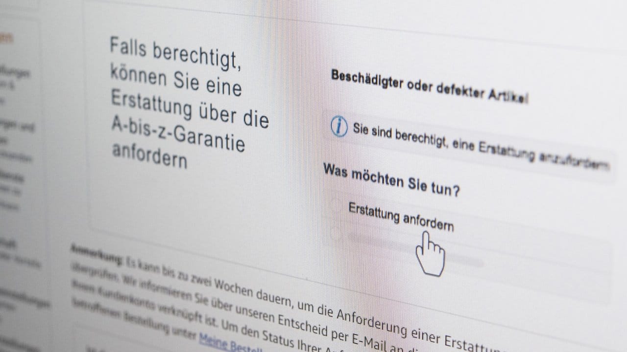 Paypal: Wer mit Amazon Pay bezahlt, genießt den Käuferschutz der sogenannten A-Z-Garantie. Paypal: Wer mit Amazon Pay bezahlt, genießt den Käuferschutz der sogenannten A-Z-Garantie.