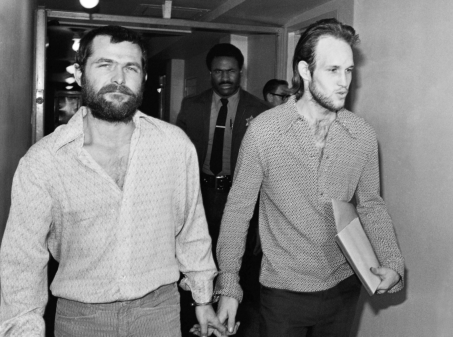Unter den Angeklagten waren auch Bruce Davis und Steve Grogan: Grogan war zum Tatzeitpunkt erst siebzehn Jahre alt, er wurde – wie die anderen Manson-Mörder – zu lebenslanger Haft verurteilt. 1985 wurde er begnadigt und kam wieder auf freien Fuß. (Archivbild)