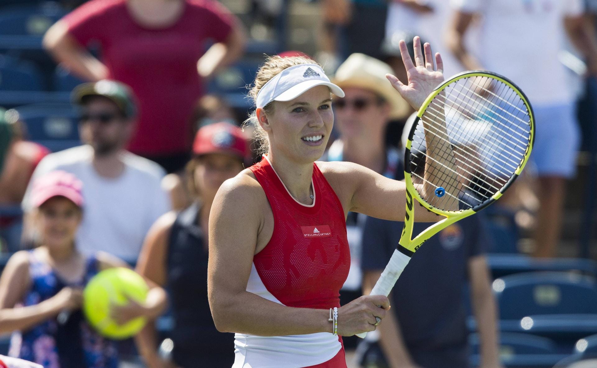 Platz 6: Caroline Wozniacki (Dänemark / Tennis) – 7,5 Mio. (3,5 Mio. Preisgeld / 4 Mio. Werbeverträge). Platz 6: Caroline Wozniacki (Dänemark / Tennis) – 7,5 Mio. (3,5 Mio. Preisgeld / 4 Mio. Werbeverträge).